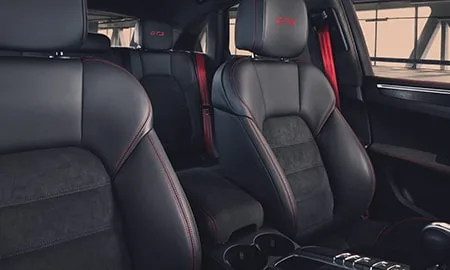 Porsche Macan GTS (J1L29)