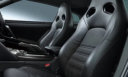 Nissan Gtr PURE EDITION (R35)
