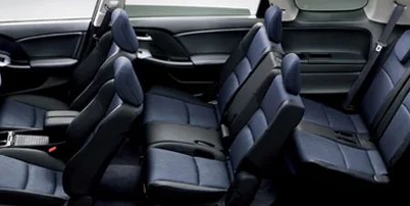 Honda Odyssey ABSOLUTE (RB4)