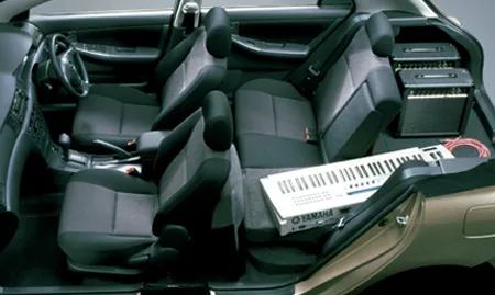 Toyota Corolla Runx X (NZE121)