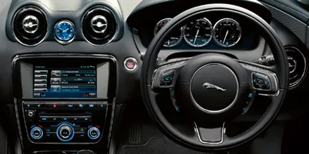 Jaguar XJ LUXURY (J12LA)