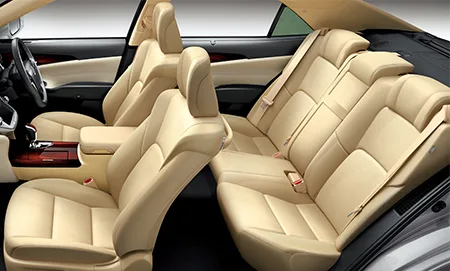 Toyota Crown Hybrid ROYAL SALOON G (AWS210)