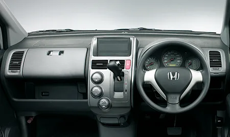 Honda Mobilio Spike W (GK1)