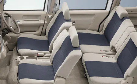 Suzuki Every Wagon JP (DA64W)