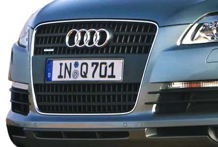 Audi Q7 4.2FSI QUATTRO (4LBARS)