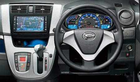 Daihatsu Move CUSTOM X LIMITED (LA110S)
