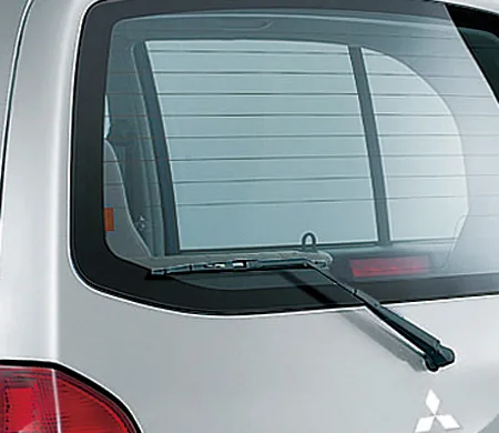 Mitsubishi Minica ナッティ (H47V)