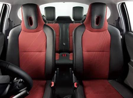 Toyota IQ130G GO LEATHER PACKAGE (NGJ10)