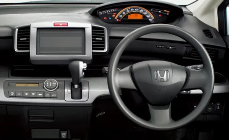 Honda Freed FLEX AERO (GB3)