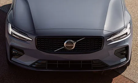 Volvo V60 ULTIMATE B4 DARK EDITION (ZB420TM)