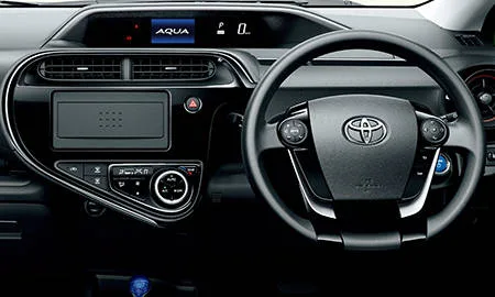 Toyota Aqua S (NHP10)