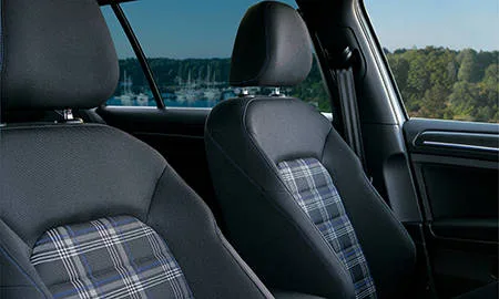 Volkswagen Golf Gte BASE GRADE (AUCUK)