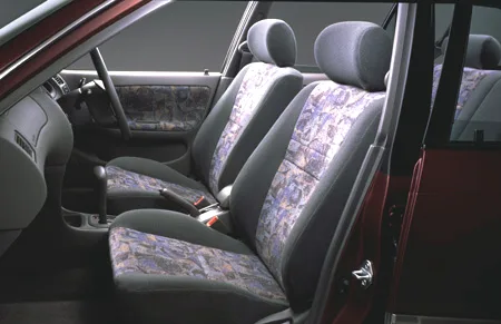 Toyota Corolla Wagon L (EE104G)