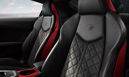 Audi TT Coupe FINAL EDITION (FVDNPF)