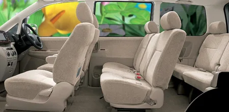 Toyota Noah X V SELECTION (AZR65G)