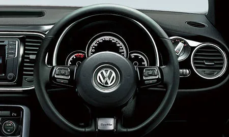 Volkswagen The Beetle R LINE (16CZD)