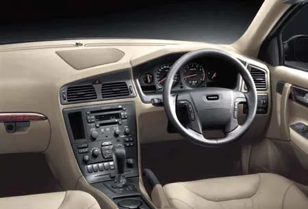 Volvo V70 BASEGRADE (SB5244W)
