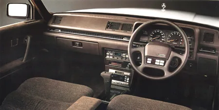 Mitsubishi Debonair V SUPER SALOON (S11A)