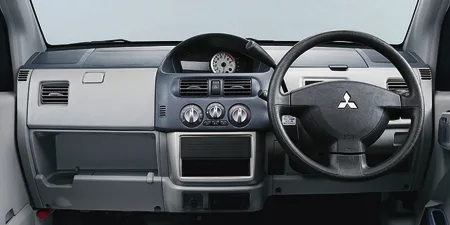 Mitsubishi EK Active VT (H81W)