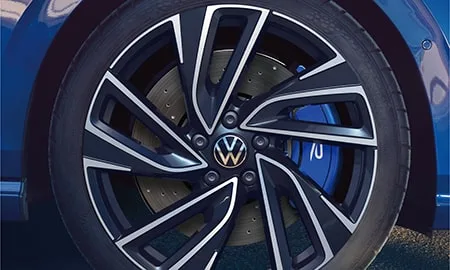 Volkswagen Golf R Variant TSI 4MOTION (CDDNFV)
