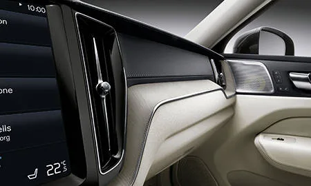 Volvo XC60 D4 AWD R DESIGN (UD4204TXC / UD4204TXCA)