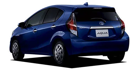 Toyota Aqua S STYLE BLACK (NHP10)