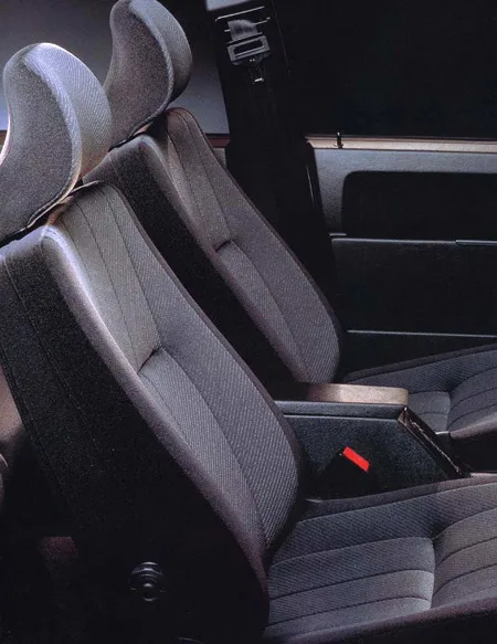Volvo 940 Estate 940POLAR ESTATE (9B230W)