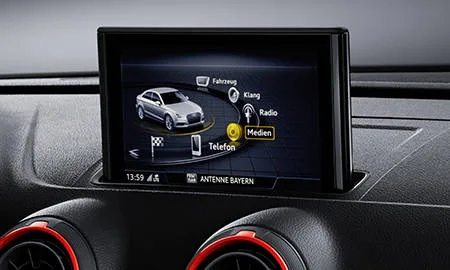 Audi RS3 BASE GRADE (8VDAZL)