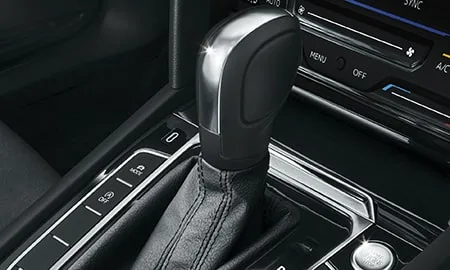 Volkswagen Passat TSI ELEGANCE ADVANCE (3CDFH / 3CDPC)