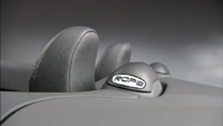 Volvo C70 BASE GRADE (MB5244)