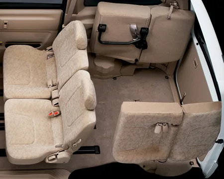 Nissan Serena V (TC24)