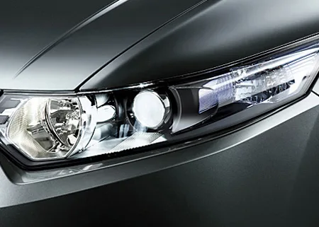 Honda Accord 20TL INTER NAVI PACKAGE (CU1)