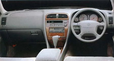 Nissan Cedric GRAN TURISMO SV (HY33)