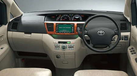 Toyota Noah X E SELECTION (AZR65G)