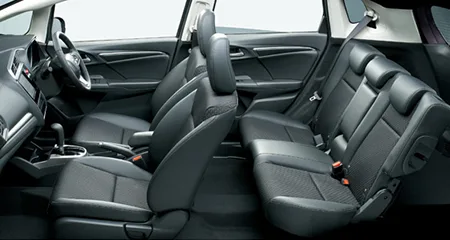 Honda Fit 15X L PACKAGE (GK6)
