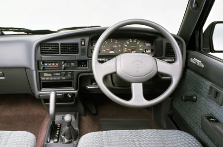 Toyota Hilux Pick UP DOUBLECAB SSR (LN108)