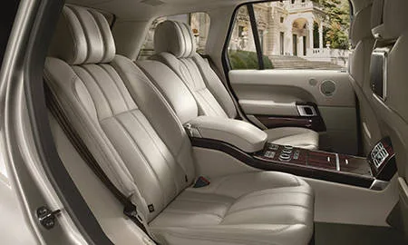 Land Rover Range Rover AUTOBIO GRAPHY (LG3KD)