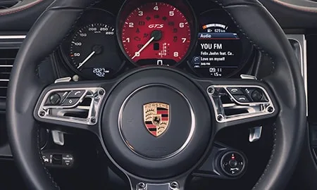 Porsche Macan GTS (J1L29)