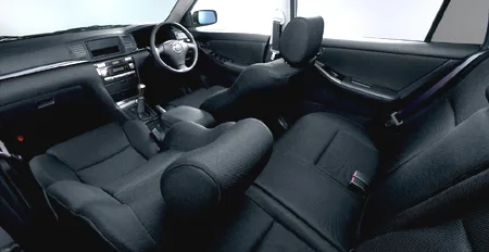 Toyota Corolla Fielder S (ZZE122G)