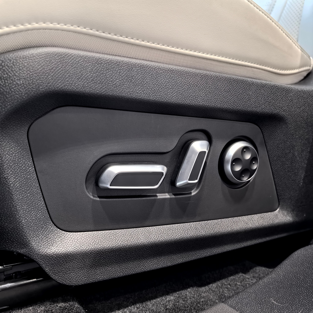 электропривод сидений в Jetour T1