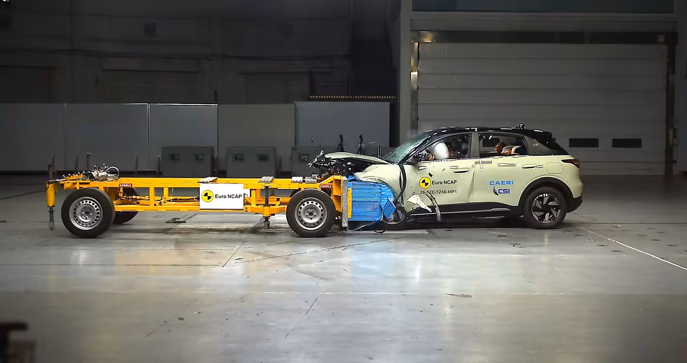 Geely EX2 получил высшие баллы за безопасность по двум международным системам оценки