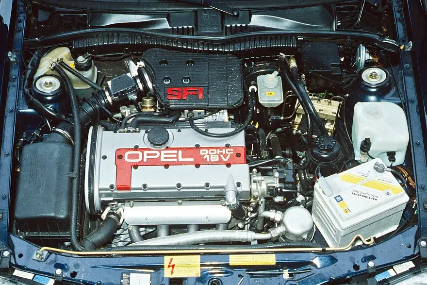 Под капотом Opel Calibra '1990–94