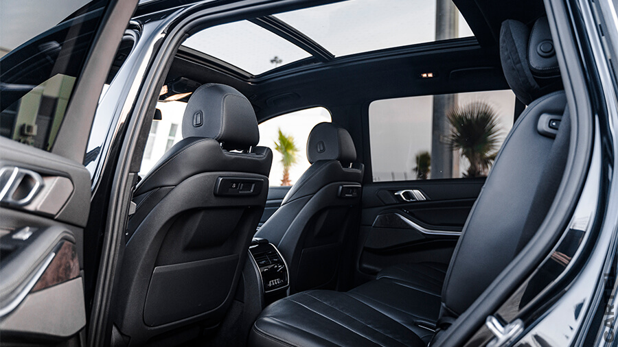BMW X7 40i
