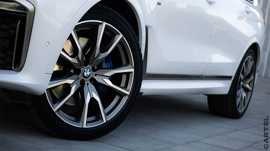 BMW X7 M50D