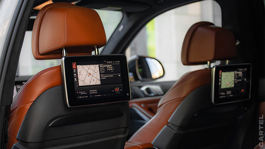 BMW X7 M50D