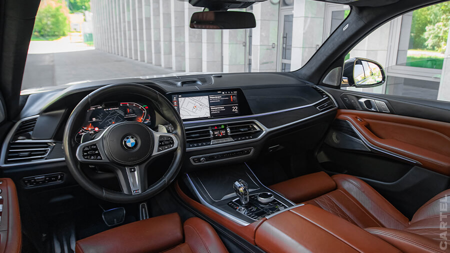 BMW X7 M50D