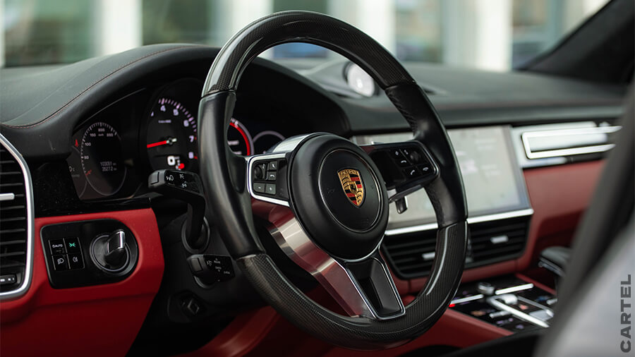 Porsche	Cayenne