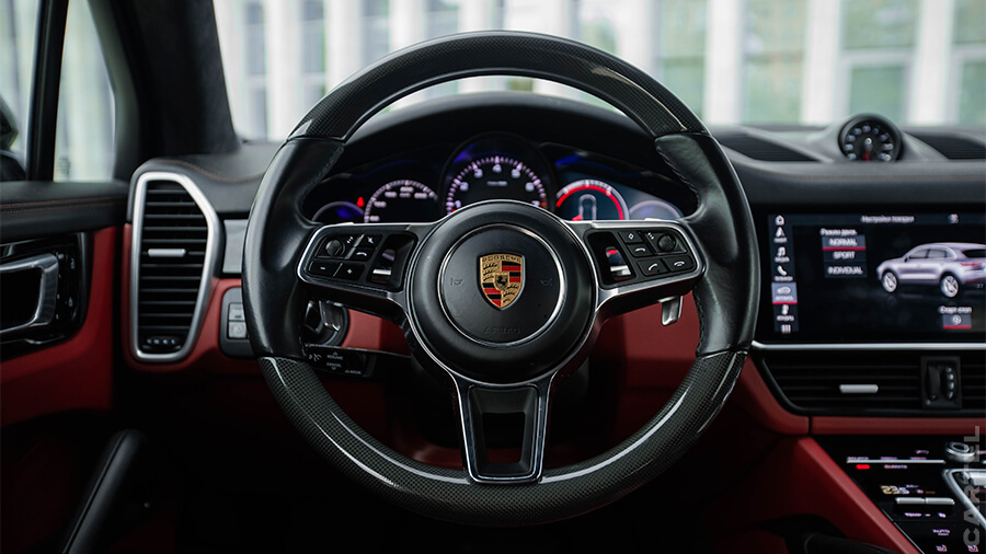 Porsche	Cayenne