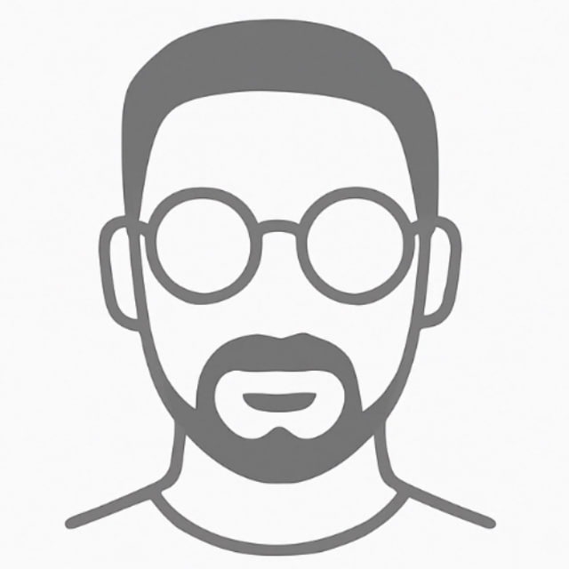 Саша расскажет // о мобильной разработке и ИТ