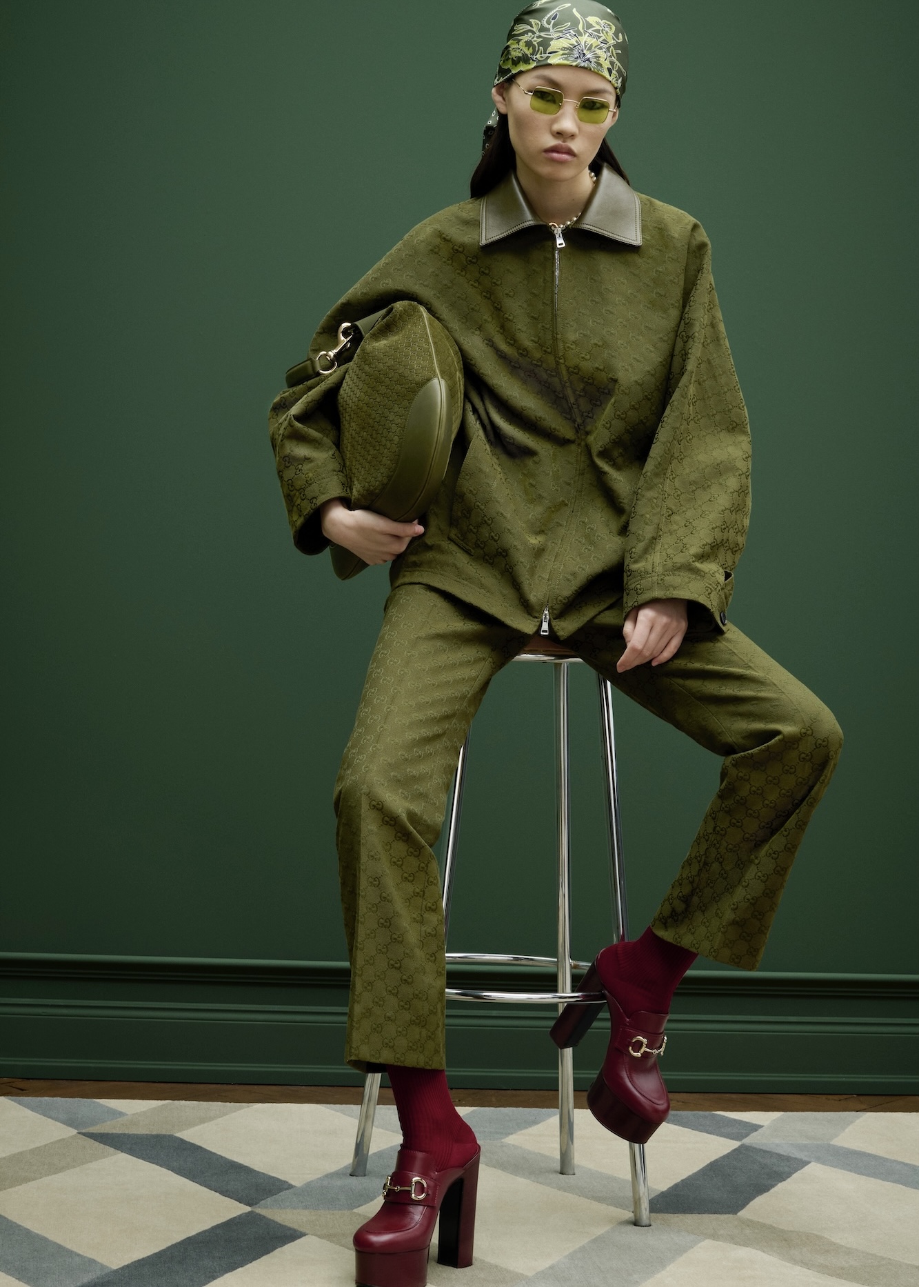 15 вечнозеленых образов из коллекции Gucci, pre-fall 2025 - Новости Viled.kz - фото 3